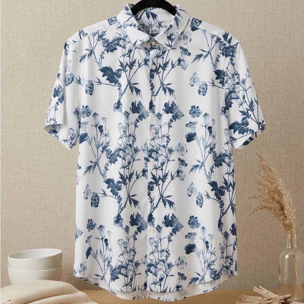 Perry Ellis Men's Large Floral Short Sleeve Slim Fit Stretch Shirt - White/Navy
